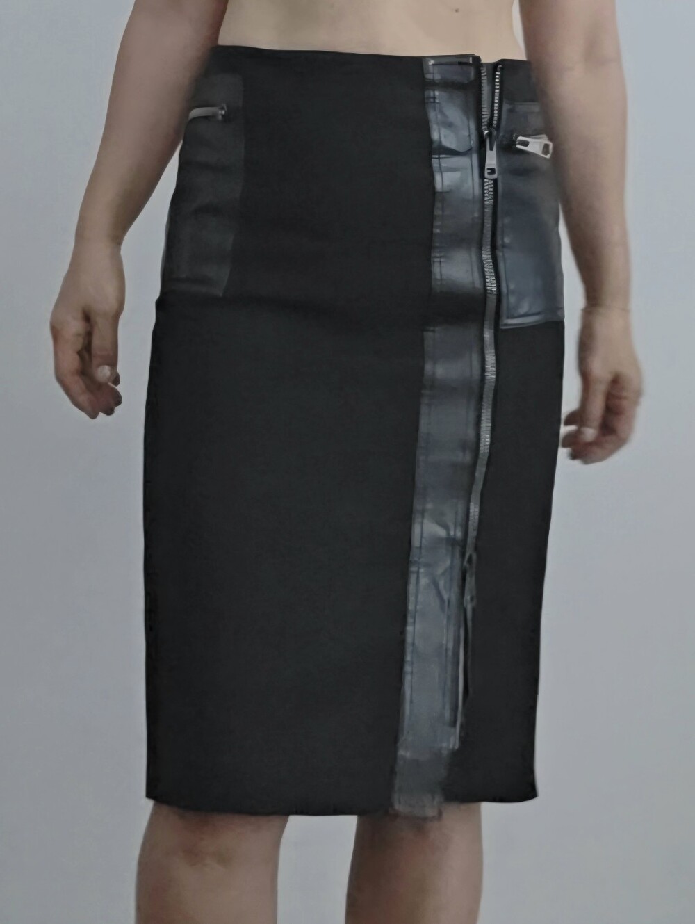 Gucci Black Leather-Trim Pencil Skirt with Exposed Side Zip 38